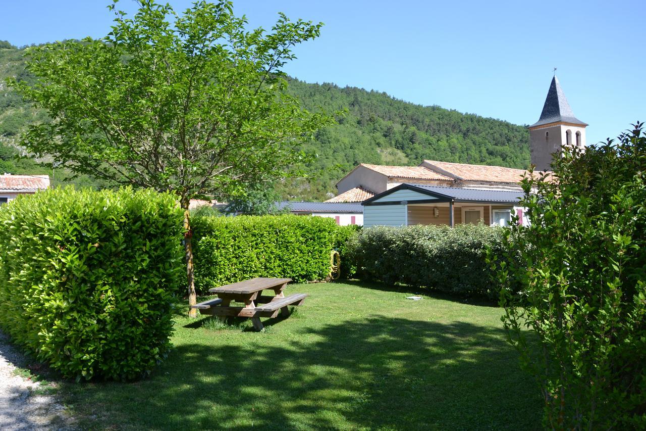 Camping La Mare Aux Fees Otel Roquefeuil Dış mekan fotoğraf