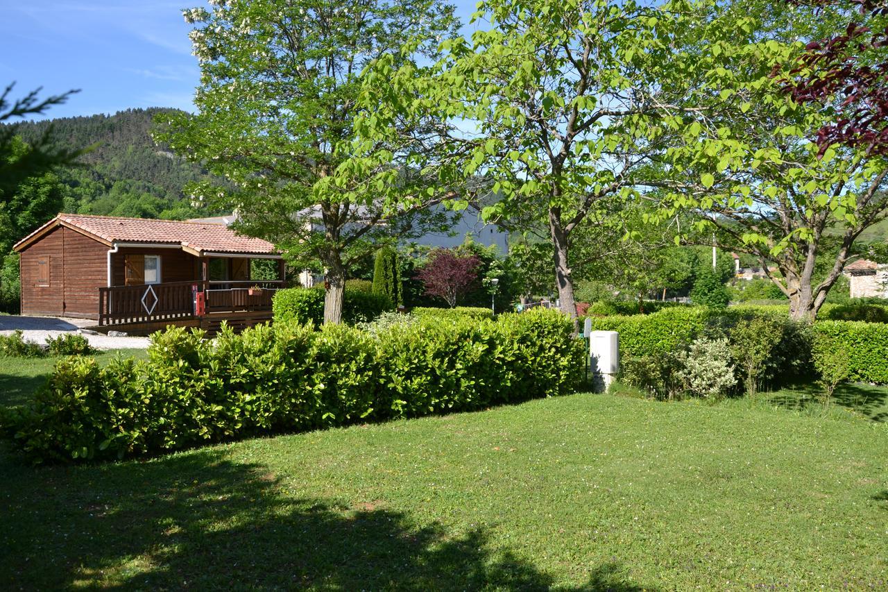 Camping La Mare Aux Fees Otel Roquefeuil Dış mekan fotoğraf