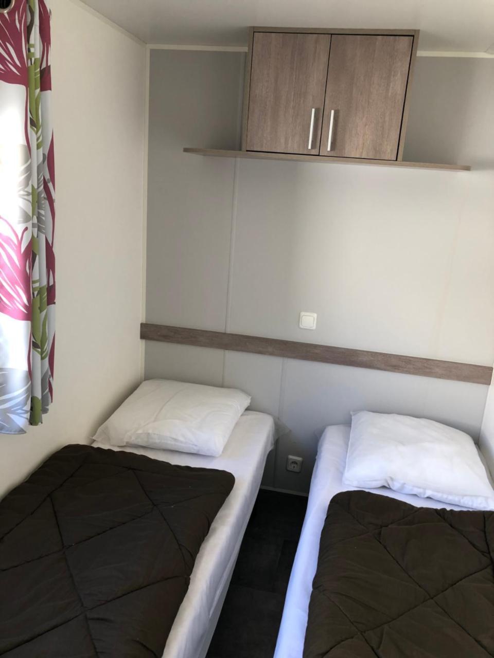 Camping La Mare Aux Fees Otel Roquefeuil Dış mekan fotoğraf